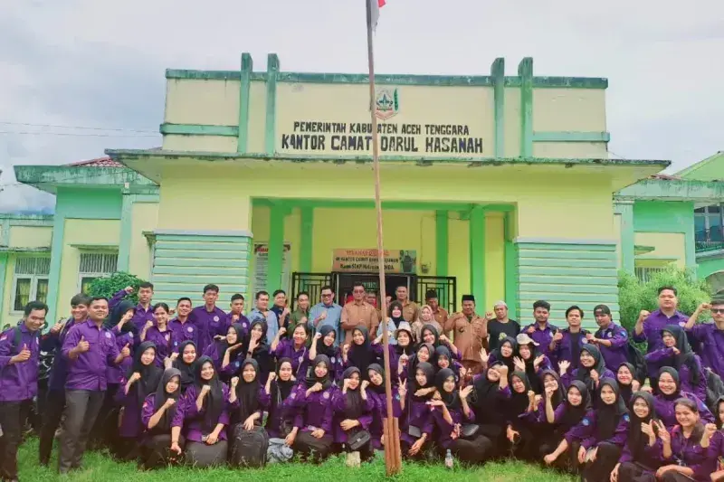 Pelepasan Mahasiswa/i KKN STKIP Usman Safri Kutacane ke Kantor Camat Darul Hasanah